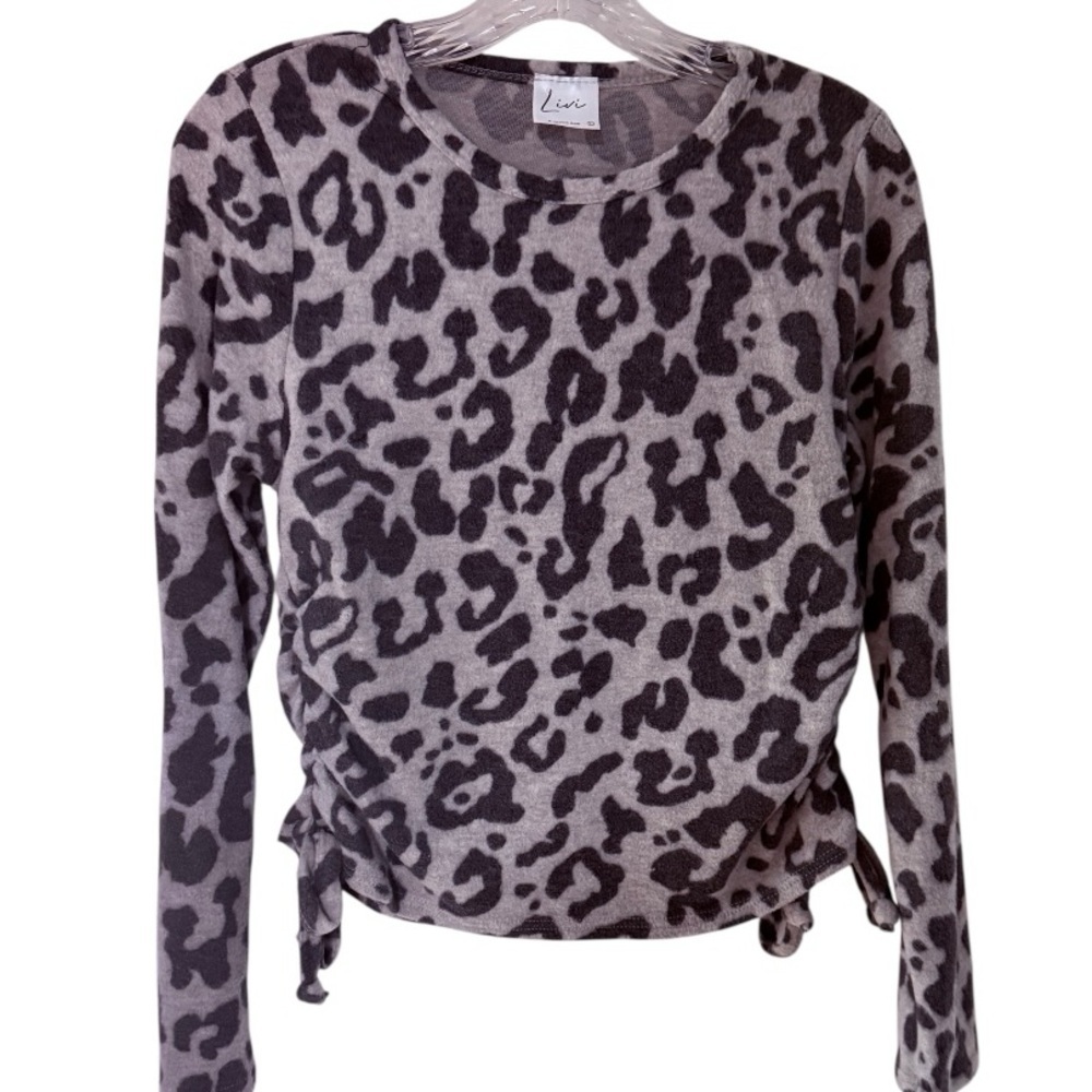 Soft comfortable animal print top long sleeves scoop neck side ruching w/ ties
